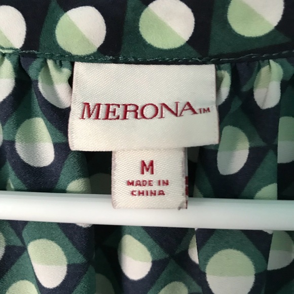 Sleeveless dress top with tie detail - Picture 6 of 7